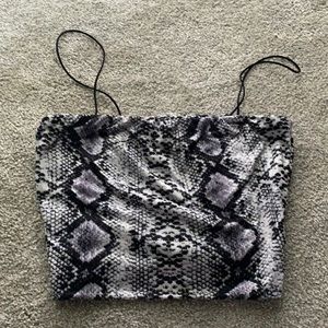 american threads snakeskin tank top